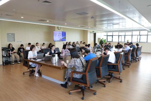 管理与经济学部召开本科教育教学审核评估推进及本科教育教学研讨会